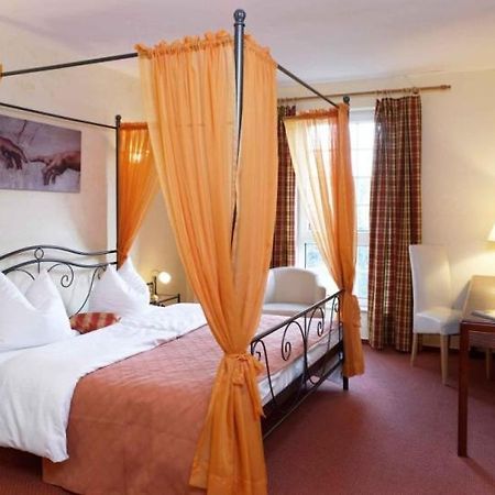 Hotel Villa Magnolia Roedermark Room photo